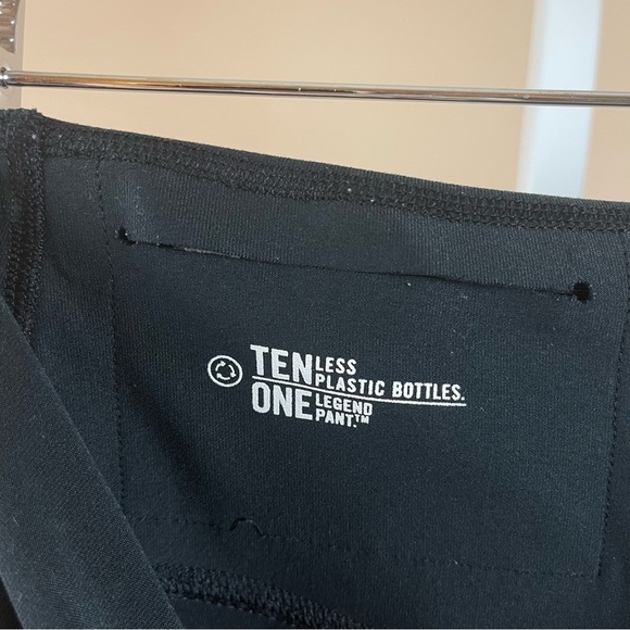 Nike Women's Medium Dri-Fit Legend Low Rise Veneer Capris 2.0 Leggings Neon Mesh - Picture 7 of 9